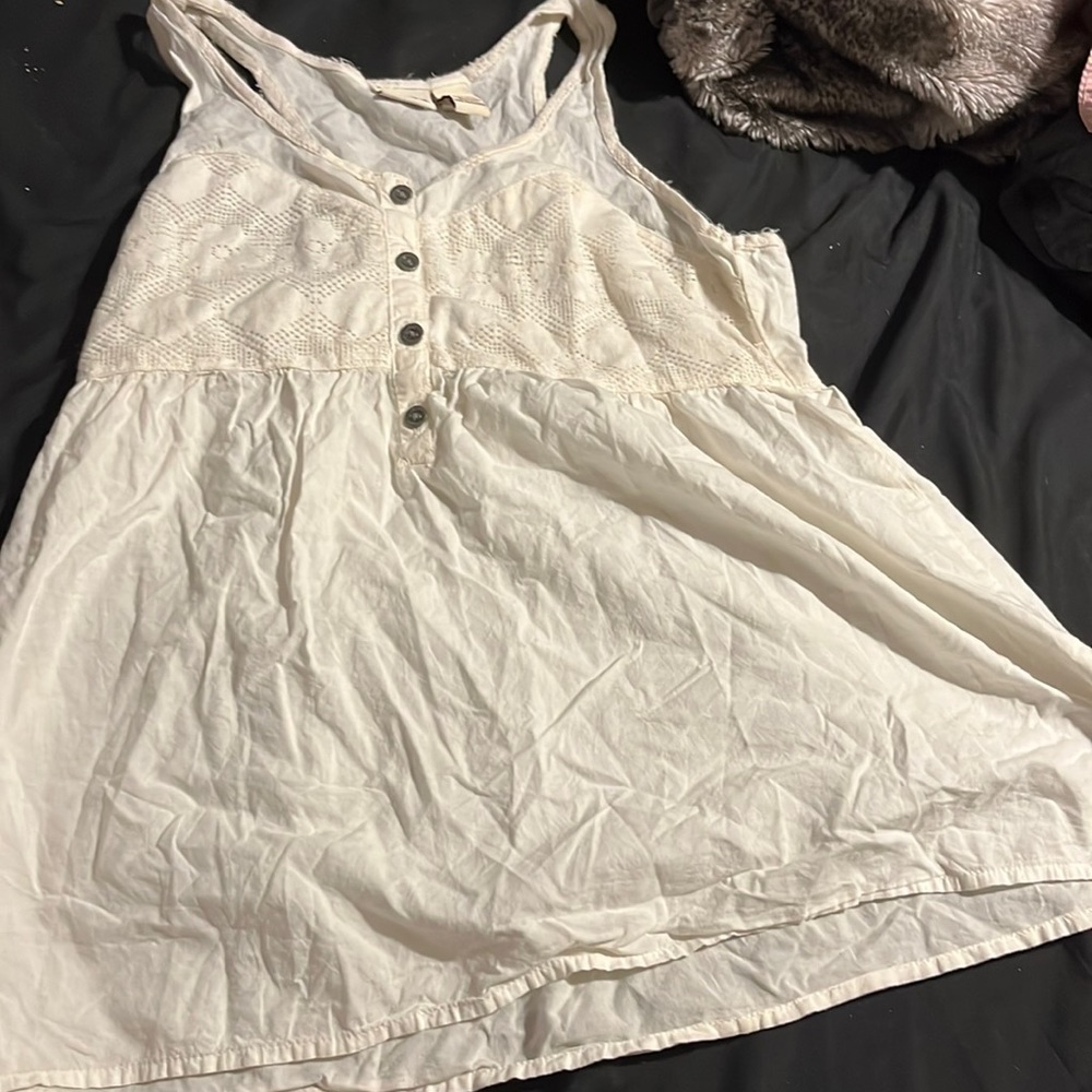 Mudd white floral tank top